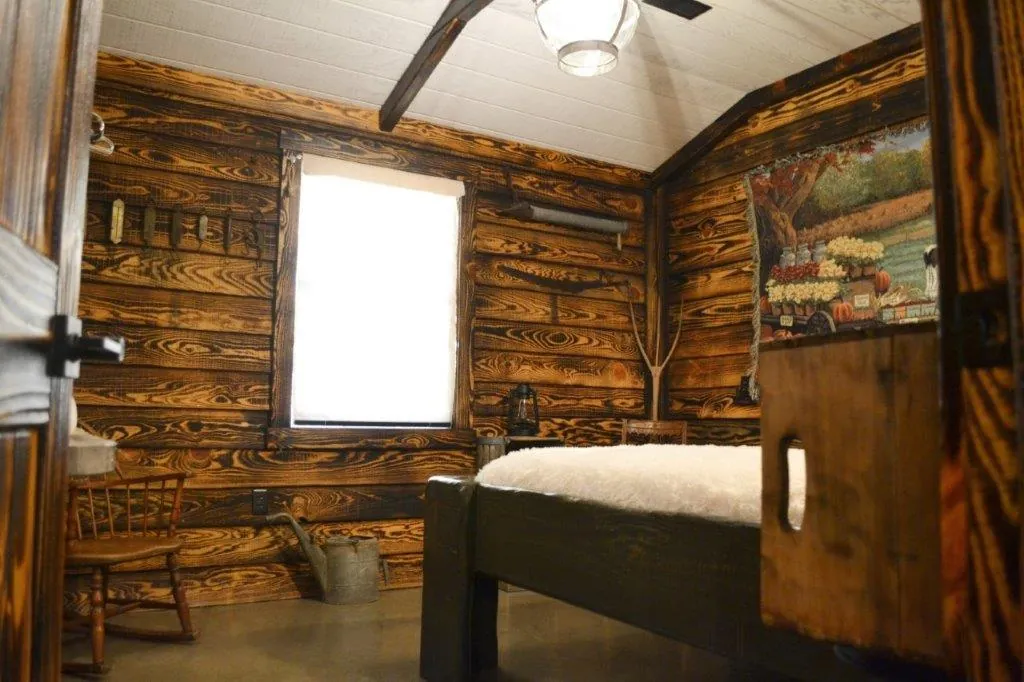 Farmstead bed and mural
