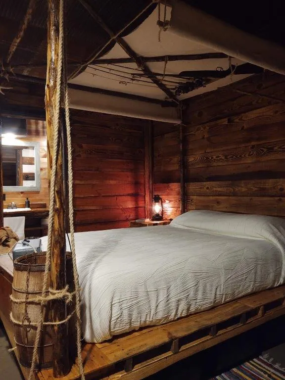 Down River bed with rope rigging