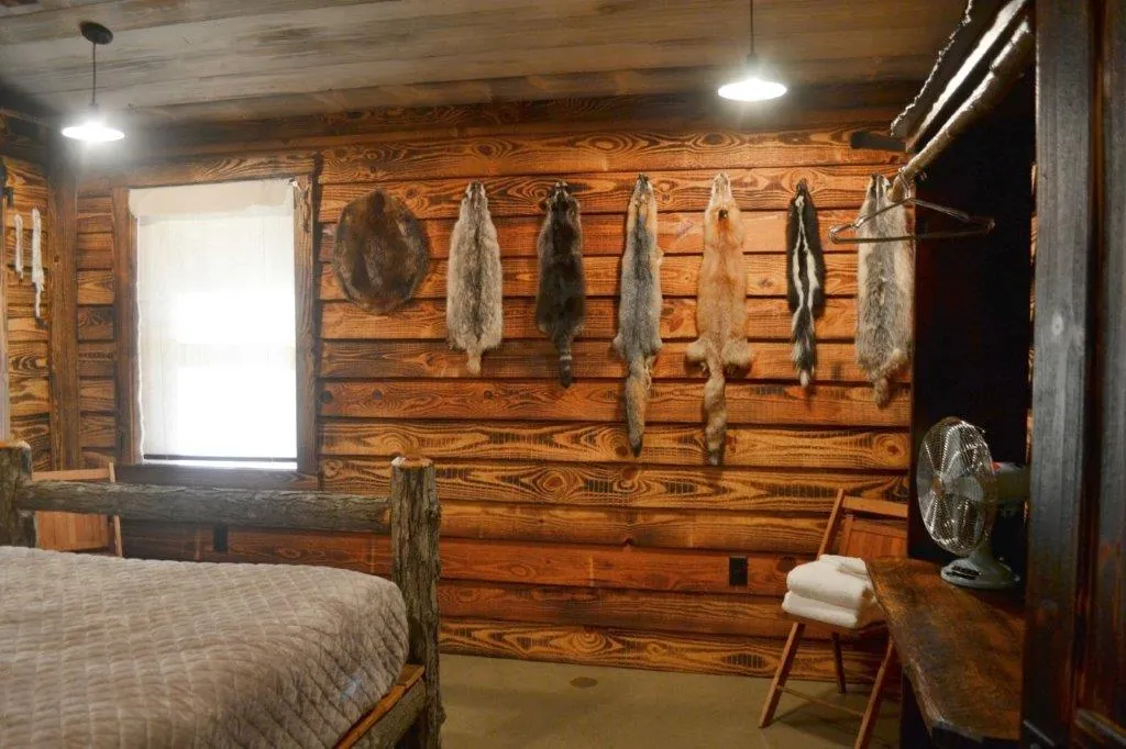 Trapper Cabin wall decor
